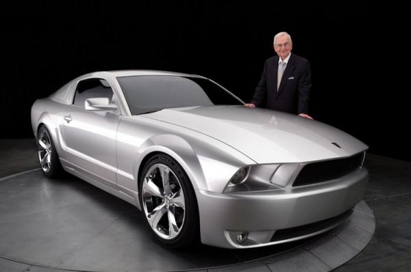 Ford Mustang  Iacocca (19 )