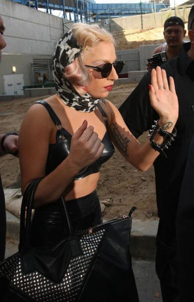 Lady Gaga (10 )