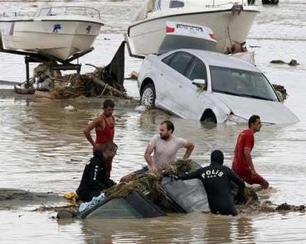 В Турции потоп (14 фото)