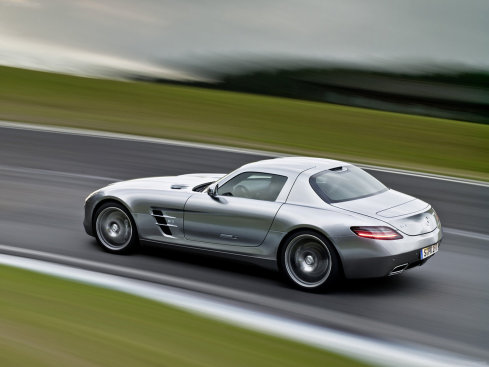 Mercedes-Benz SLS AMG (40 )