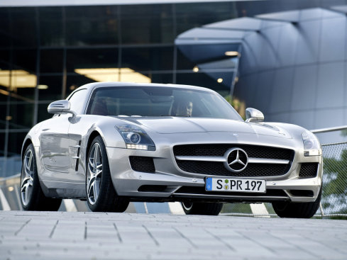 Mercedes-Benz SLS AMG (40 )