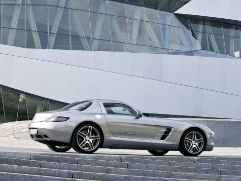 Mercedes-Benz SLS AMG (40 )