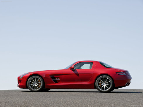 Mercedes-Benz SLS AMG (40 )