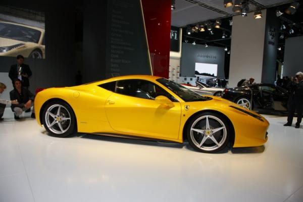 Ferrari 458 Italia (20 )