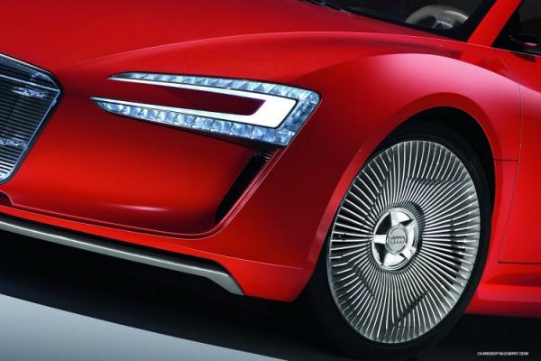 Audi e-Tron Concept Coupe (16 )