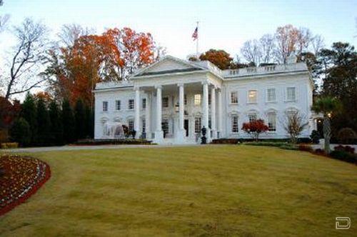 Кто хочет купить Белый дом, он продается (18 фото)