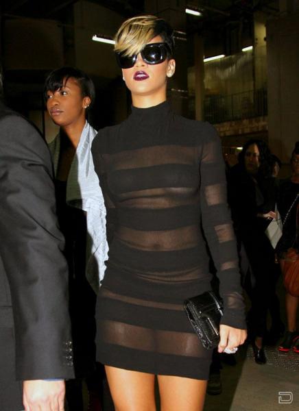  (Rihanna) (9 )