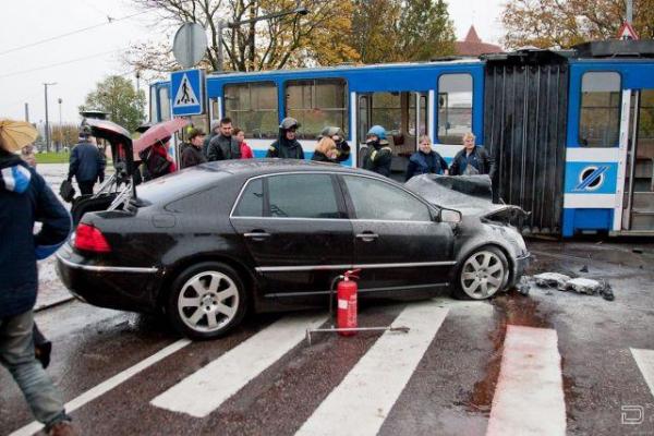 Volkswagen Phaeton  