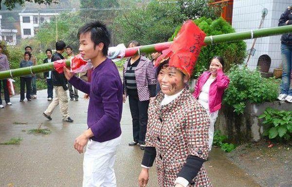 Забавная свадьба в Китае