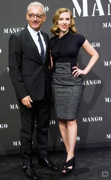 Scarlett Johanson  Mango fashion