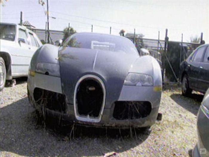 Утопленный суперкар Bugatti Veyron (8 фото + видео)