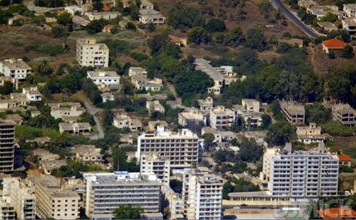 На Кипре заброшенный курорт Вароша (52 фото)