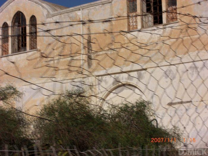 На Кипре заброшенный курорт Вароша (52 фото)