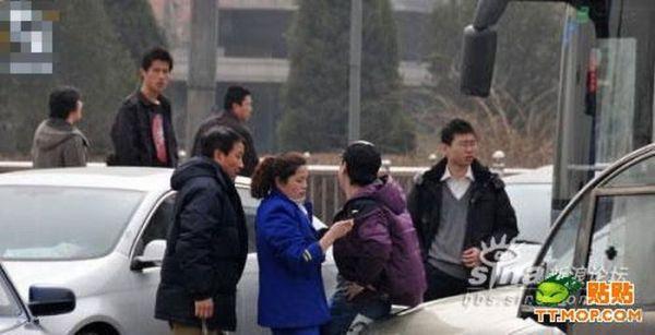 Жесткие разборки на дороге в Китае (10 фото)
