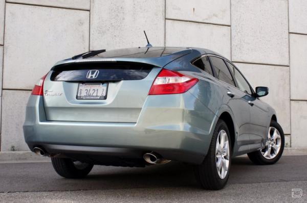 Honda Accord Crosstour 2010 (17 )