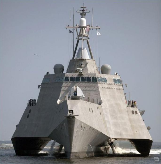      - USS Independence (LCS-2)