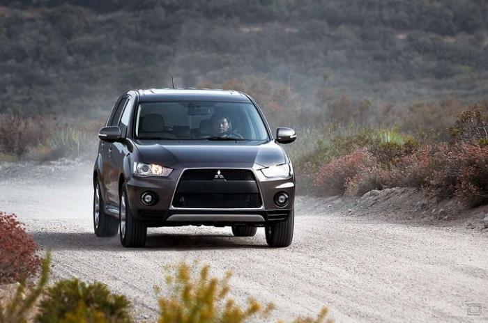 2010 Mitsubishi Outlander GT (33 )