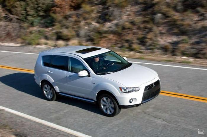 2010 Mitsubishi Outlander GT (33 )