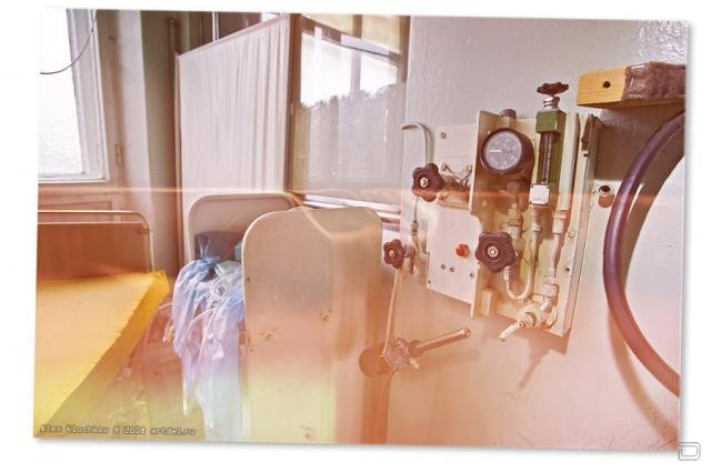 Заброшенная инфекционная больница (33 фото)
