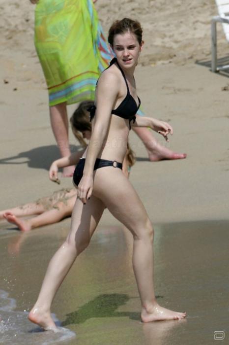 Эмма Уотсон (Emma Watson) в бикини (8 фото)