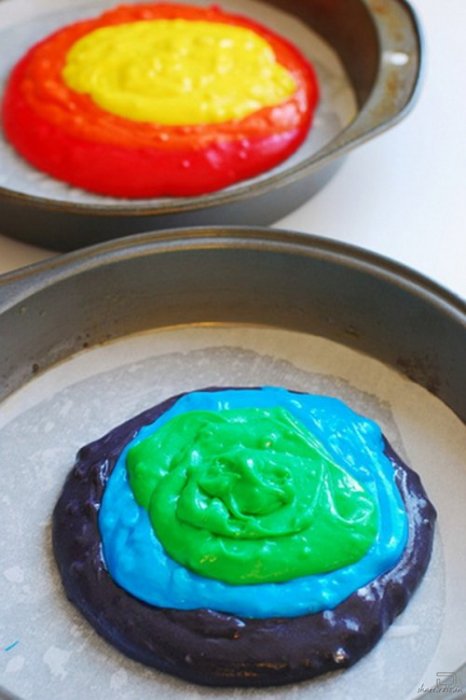 Как приготовить разноцветный тортик (18 фото)
