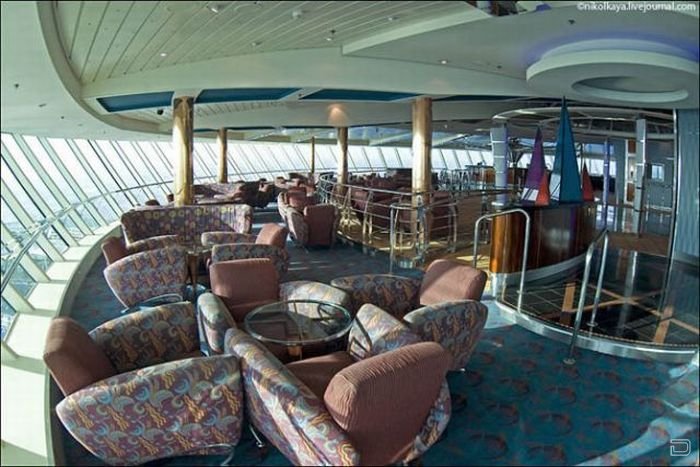 Brilliance of the Seas -       (37 )