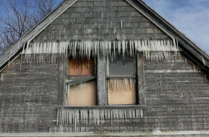 Ледяной домик (8 фото)