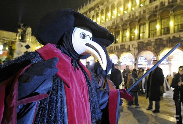    (Carnevale di Venezia)