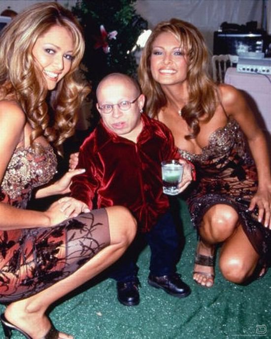  Verne Troyer