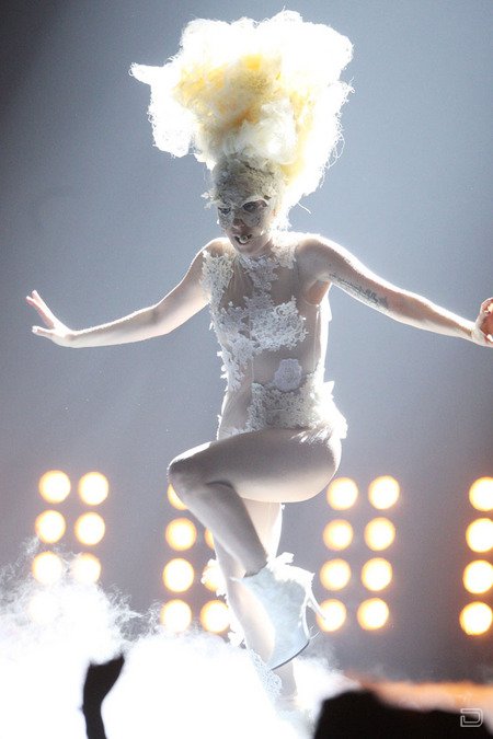  GaGa -  Brit Awards (11 )