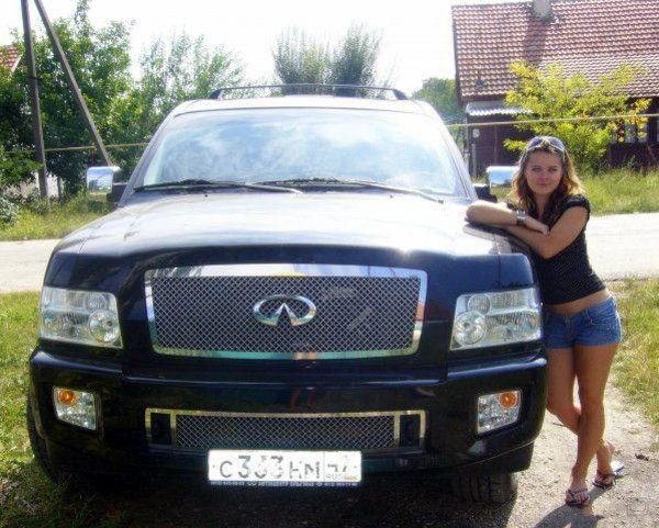Девушки и авто, из России и Украины (55 фото)