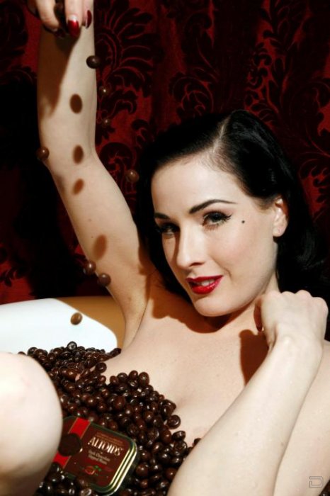 Dita Von Teese (10 )