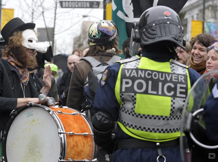 Протесты в Ванкувере против проведения Олимпиады