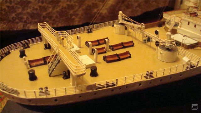 Титаник из бумаги (27 фото)