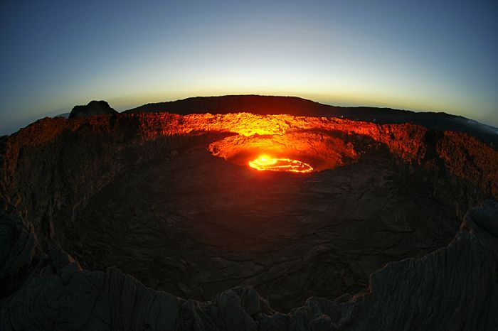 Потрясающие фотографии вулканов (36 фото)