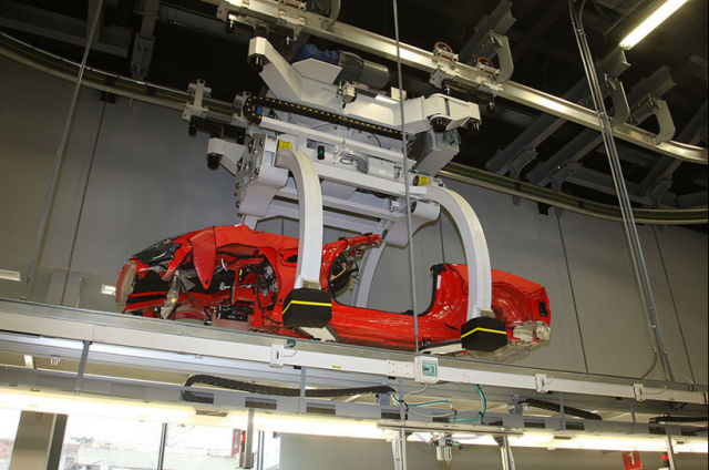 Завод Ferrari изнутри (35 фото)