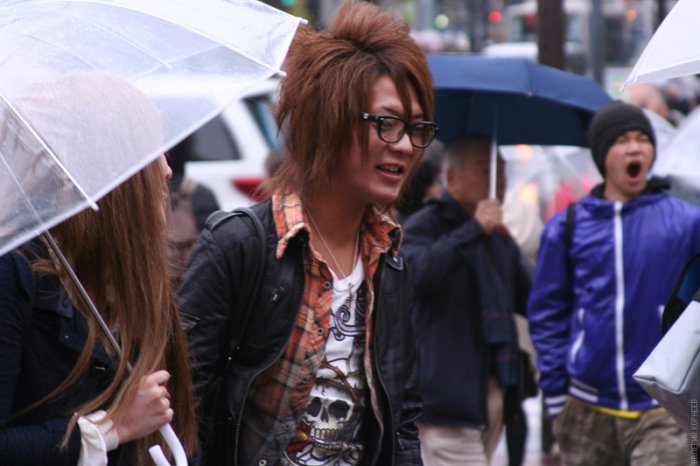 Люди на улицах Японии (12 фото)