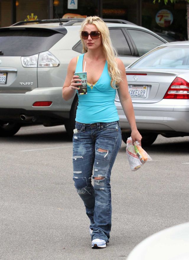 Britney Spears (9 )