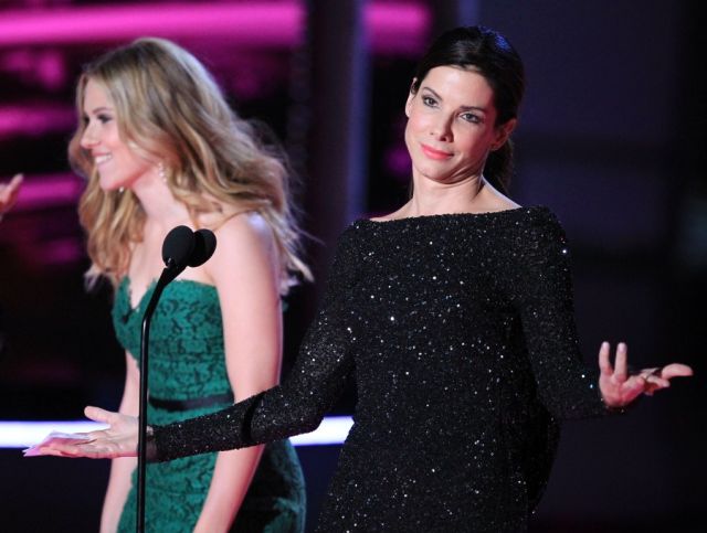  Sandra Bullock and Scarlett Johansson (7 )