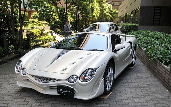 Mitsuoka Orochi Gold Premium -     (8 )