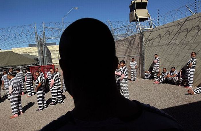 Тюрьма в Аризоне (27 фото)
