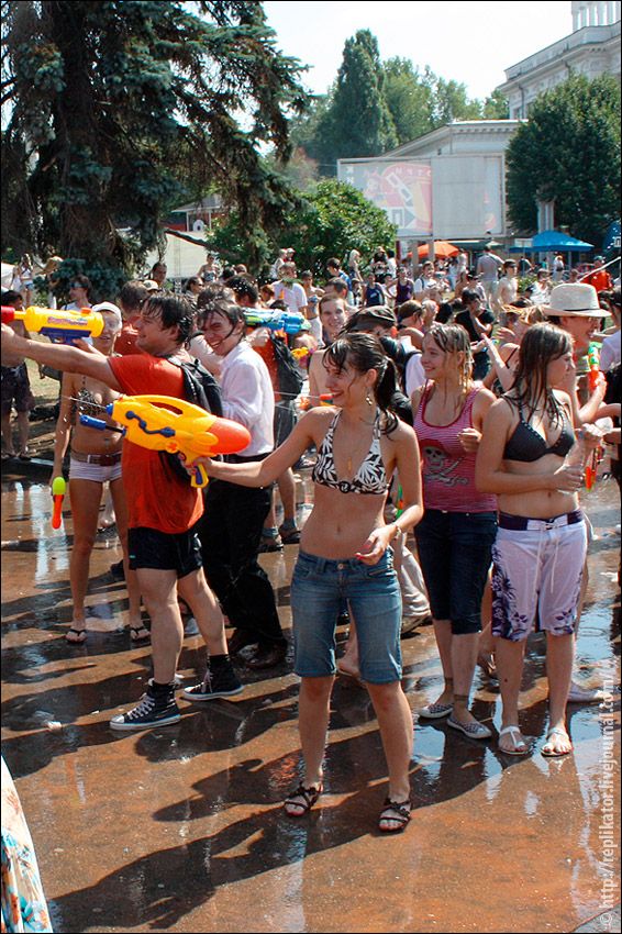 Битва на ВВЦ (75 фото) Битва на ВВЦ (75 фото)