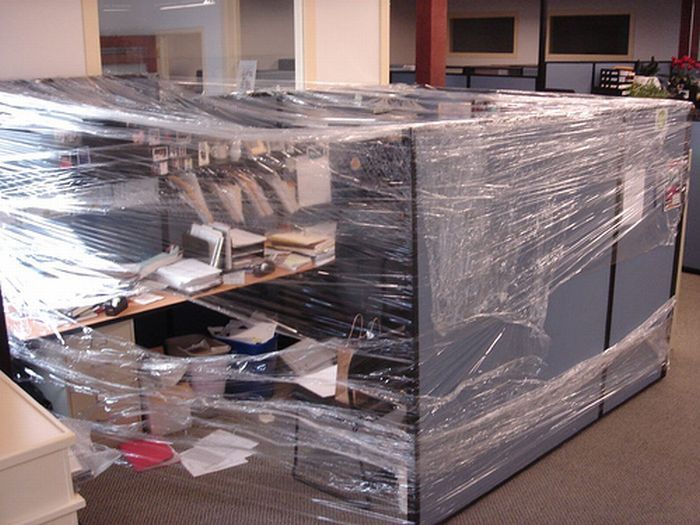 Как прикалываются в офисах (21 фото)