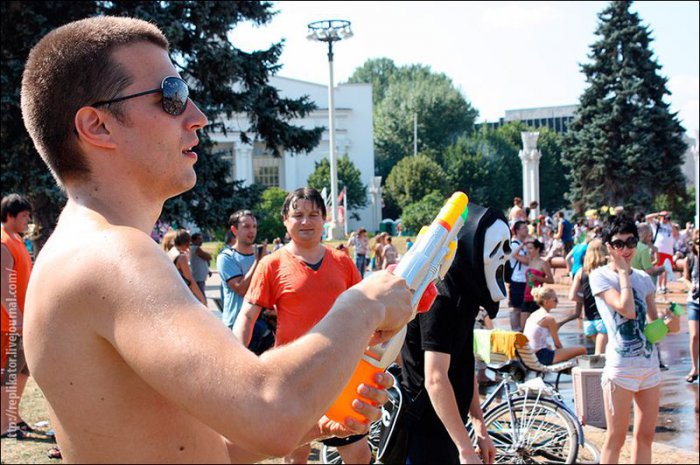 Битва на ВВЦ (75 фото) Битва на ВВЦ (75 фото)