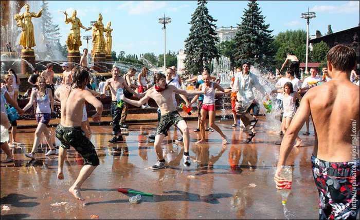 Битва на ВВЦ (75 фото) Битва на ВВЦ (75 фото)