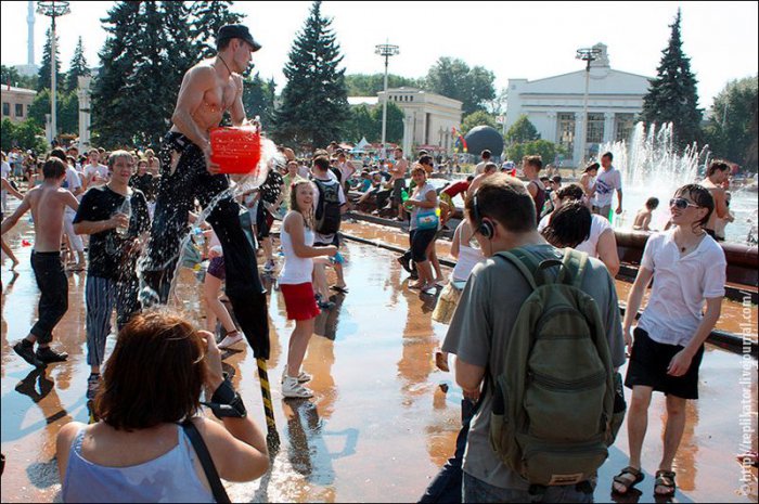 Битва на ВВЦ (75 фото) Битва на ВВЦ (75 фото)