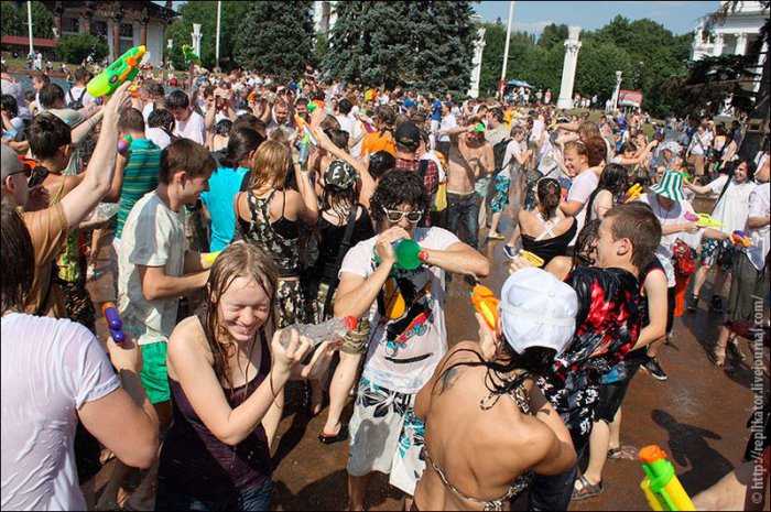 Битва на ВВЦ (75 фото) Битва на ВВЦ (75 фото)