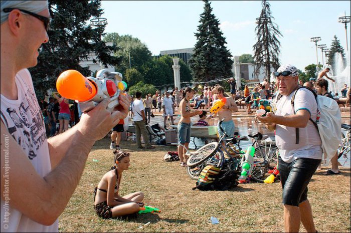 Битва на ВВЦ (75 фото) Битва на ВВЦ (75 фото)