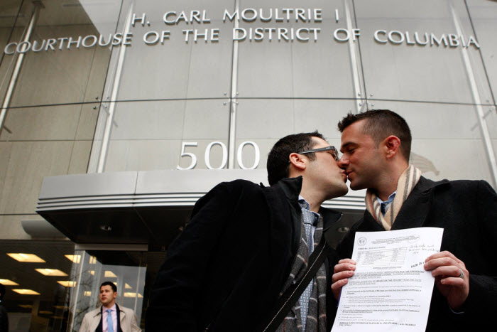 Однополые браки в штате Калифорния (27 фото)