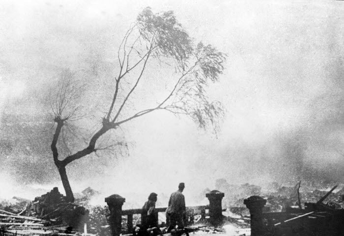 65 лет со дня трагедии в Хиросиме и Нагасаки (28 фото)